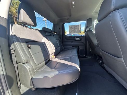 Used 2025 GMC Sierra 1500 SLT image 21