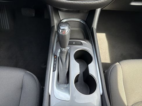 Used 2020 Chevrolet Malibu LT image 22