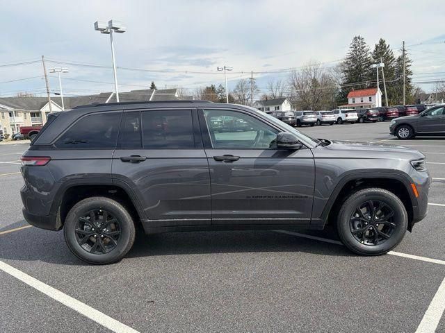 New 2026 Jeep Grand Cherokee Altitude AWD/4WD image 9