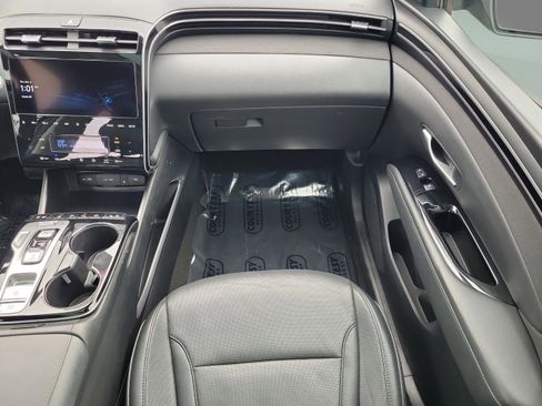 Used 2024 Hyundai Tucson Limited image 18