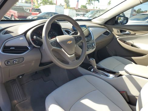 Used 2020 Chevrolet Malibu LS image 10