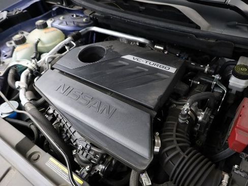 Used 2023 Nissan Rogue SV image 8