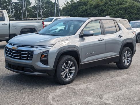 New 2026 Chevrolet Equinox LT image 8