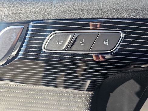 Used 2025 Hyundai Palisade Calligraphy image 11