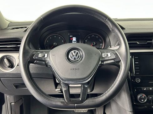 Used 2020 Volkswagen Passat 2.0T SE image 22