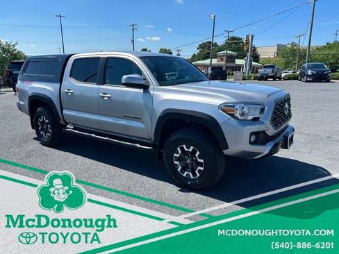 Used 2020 Toyota Tacoma TRD Off-Road w/ Technology Package AWD/4WD image 5