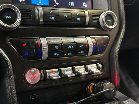 Used 2019 Ford Mustang GT Premium RWD image 28