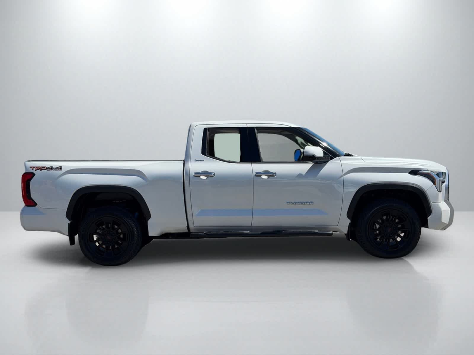 Used 2022 Toyota Tundra Limited w/ TRD Off-Road Package AWD/4WD image 8