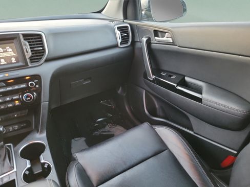 Used 2019 Kia Sportage EX FWD image 15