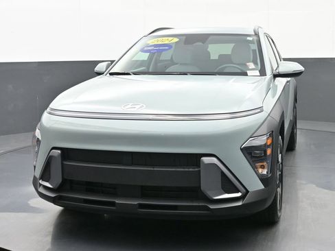 Certified 2024 Hyundai Kona SEL image 8