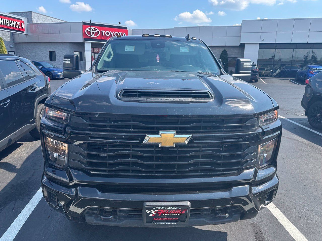 Used 2024 Chevrolet Silverado 2500 Custom w/ Custom Value Package AWD/4WD image 17