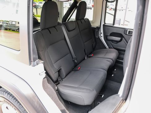 Used 2021 Jeep Wrangler Unlimited Sport AWD/4WD image 47
