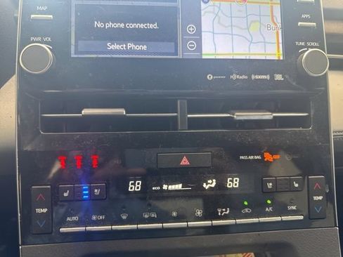 Certified 2021 Toyota Avalon Limited w/ Advanced Safety Package FWD image 17