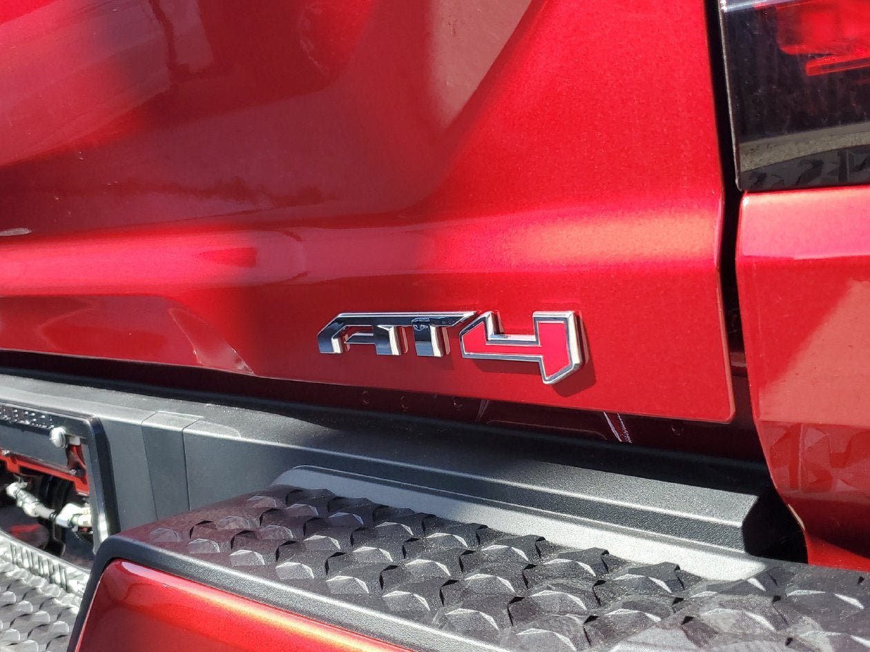 New 2026 GMC Canyon AT4 AWD/4WD image 8