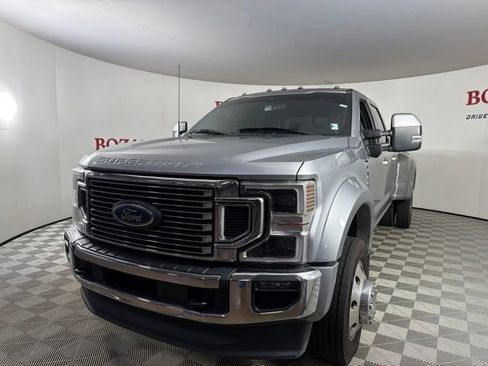 Used 2022 Ford F450 Lariat w/ Lariat Ultimate Package AWD/4WD image 4