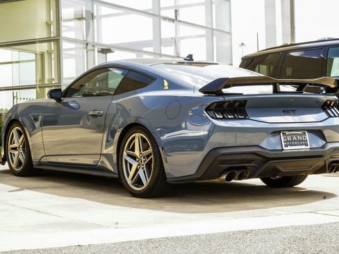 Used 2024 Ford Mustang GT RWD image 12