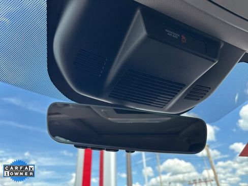 Certified 2022 Nissan Rogue Platinum w/ Head-Up Display Package image 28