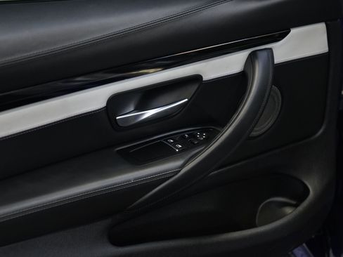 Used 2020 BMW M4 Coupe w/ Competition Package image 24