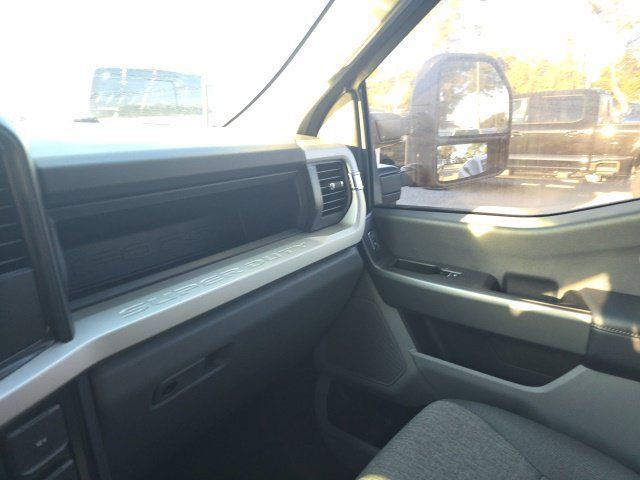 Used 2025 Ford F250 XL w/ STX Appearance Package AWD/4WD image 20
