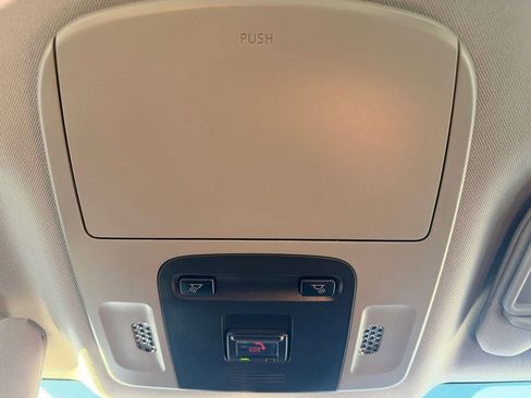 Used 2024 Toyota Camry SE image 26