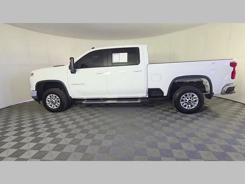 Used 2025 Chevrolet Silverado 2500 LT w/ Convenience Package AWD/4WD image 45