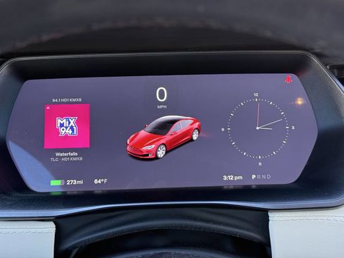 Used 2020 Tesla Model S Long Range Plus image 10