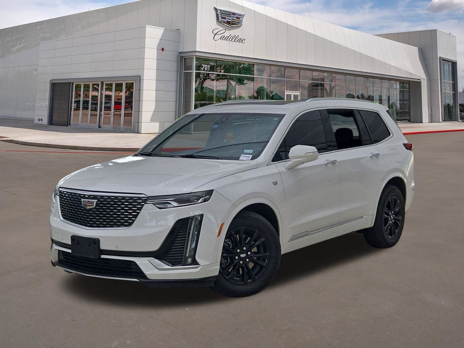 Used 2023 Cadillac XT6 Luxury FWD image 1