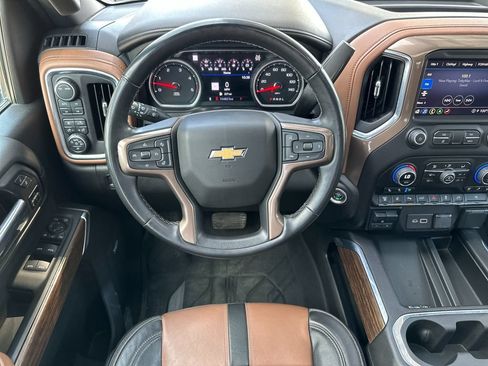 Used 2023 Chevrolet Silverado 2500 High Country AWD/4WD image 13