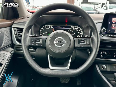 Used 2021 Nissan Rogue S AWD/4WD image 30