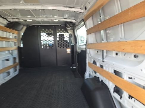 Used 2025 Ford Transit 250 Low Roof w/ Exterior Upgrade Package RWD image 5