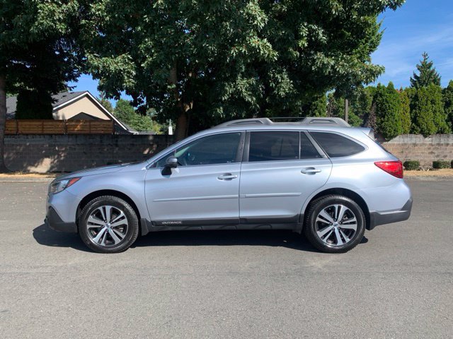 Used 2019 Subaru Outback 3.6R Limited AWD/4WD image 2