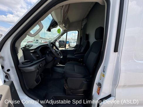 Used 2023 Ford E-Transit Medium Roof w/ Interior Upgrade Package RWD image 8