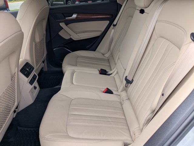 Used 2021 Audi Q5 2.0T Premium Plus w/ Premium Plus Package AWD/4WD image 14