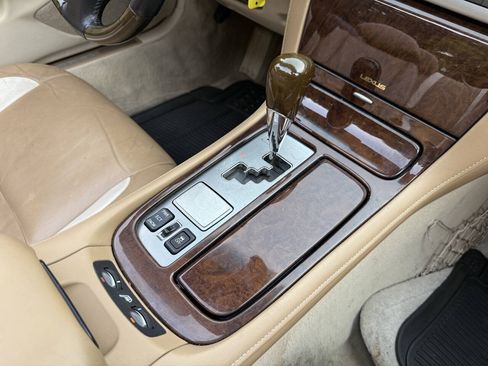 Used 2008 Lexus SC 430 Convertible RWD image 30