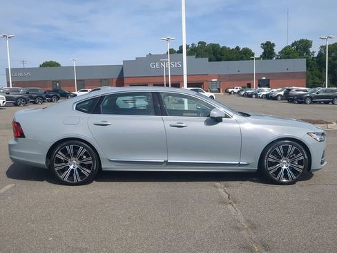 Used 2025 Volvo S90 B6 Ultra w/ Lounge Package AWD/4WD image 3