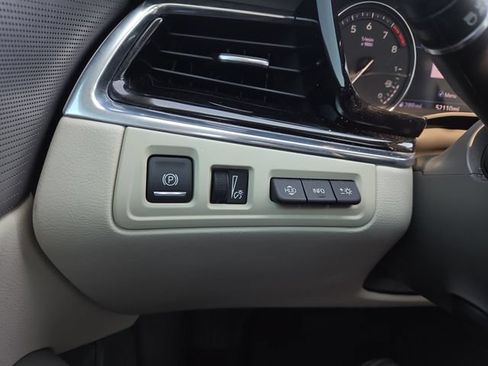 Used 2020 Cadillac XT6 Premium Luxury AWD/4WD image 19