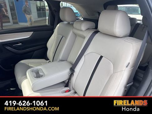 Used 2024 MAZDA CX-90 3.3 Turbo w/ Preferred Package AWD/4WD image 30