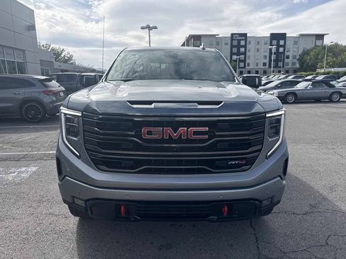 Used 2023 GMC Sierra 1500 AT4 w/ AT4 Premium Package AWD/4WD image 3