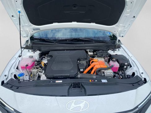 Used 2026 Hyundai Elantra Hybrid FWD image 26