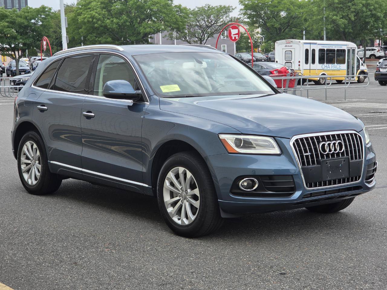 Used 2016 Audi Q5 2.0T Premium Plus w/ Technology Package AWD/4WD image 3