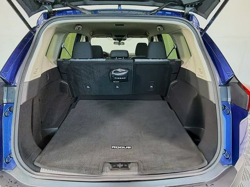 Used 2023 Nissan Rogue SV FWD image 27
