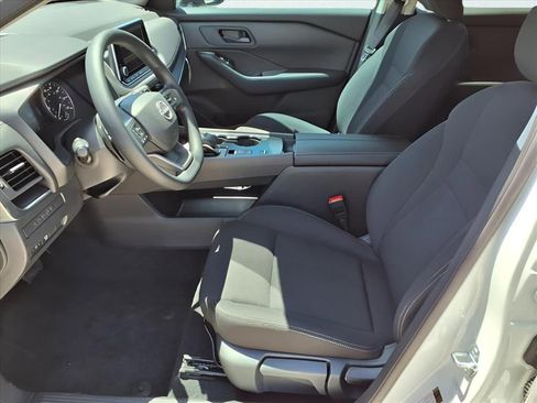 New 2026 Nissan Rogue S image 10