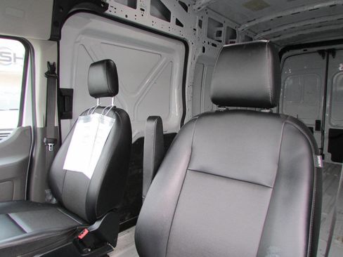 Used 2022 Ford Transit 250 148 High Roof Extended image 13