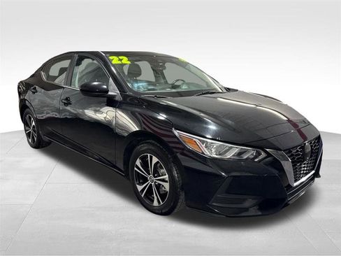 Used 2022 Nissan Sentra SV image 3