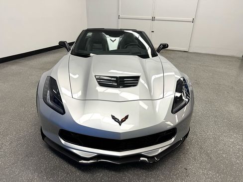 Used 2018 Chevrolet Corvette Z06 image 2