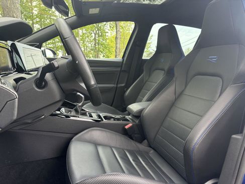 Used 2024 Volkswagen Golf R AWD/4WD image 21