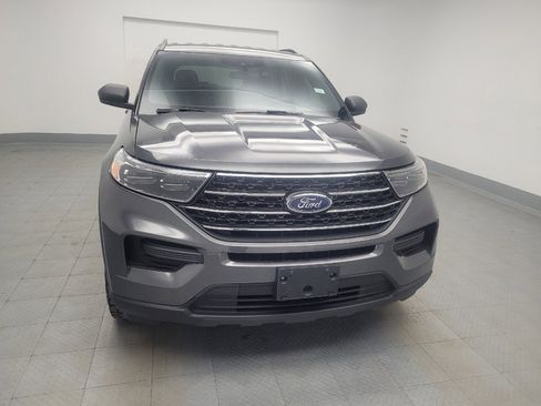 Used 2020 Ford Explorer XLT w/ Comfort Package image 14