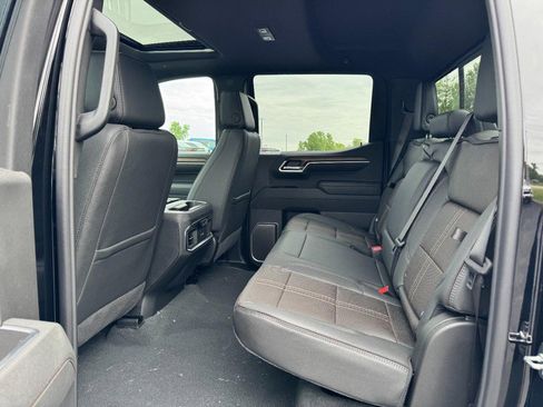 New 2026 Chevrolet Silverado 1500 High Country AWD/4WD image 9