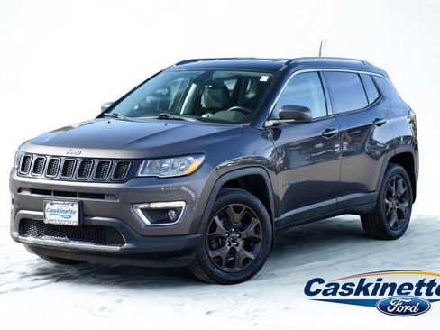 Used 2018 Jeep Compass Limited w/ Navigation Group AWD/4WD image 1