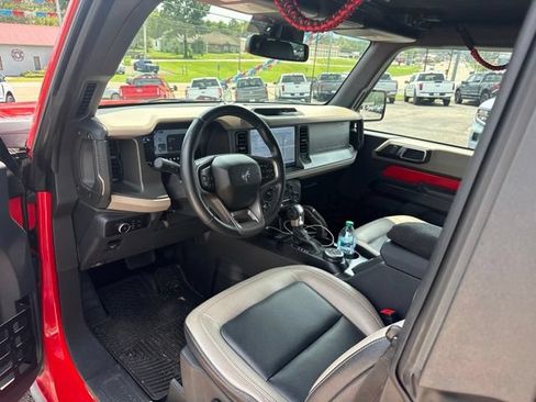 Used 2024 Ford Bronco Big Bend AWD/4WD image 4